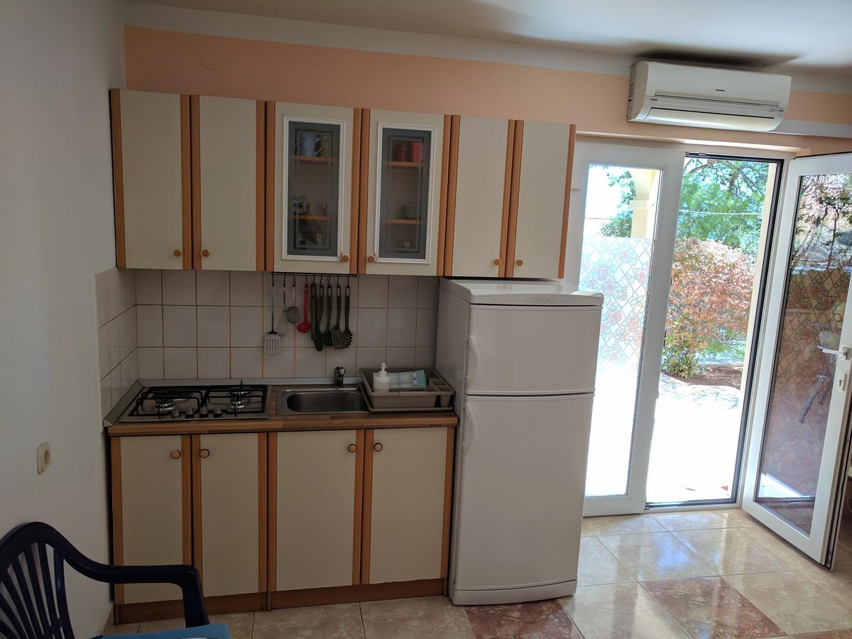 Apartmani Anja Sveta Nedelja  Exterior photo